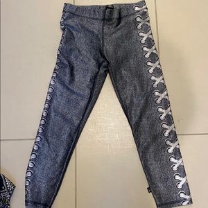 Terez tie up design leggings Capri size small